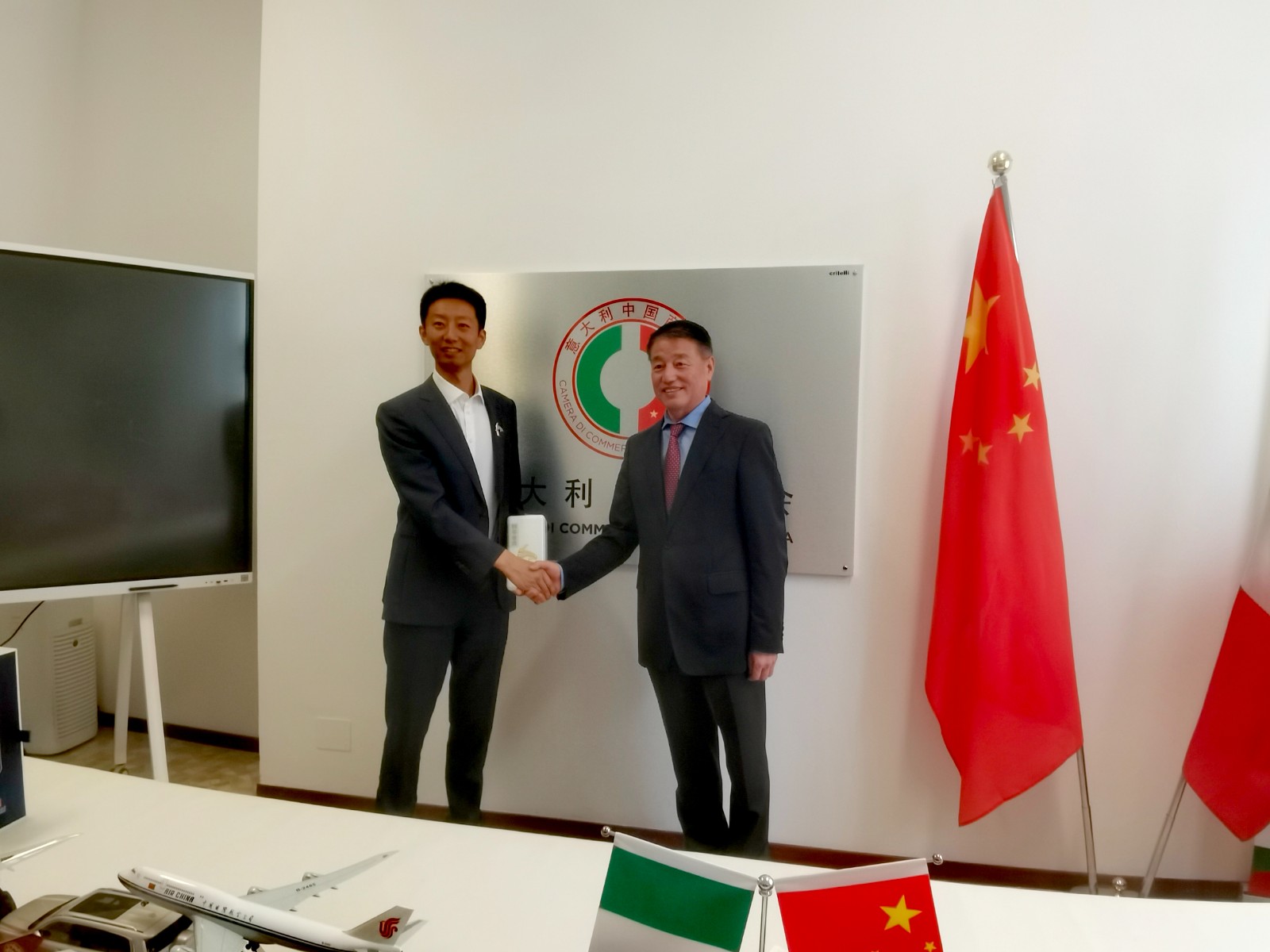 微信图片_20250509101057.jpg